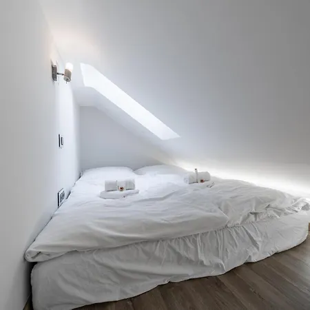 Appartamento Karlin Boutique Loft By Livingclub *
